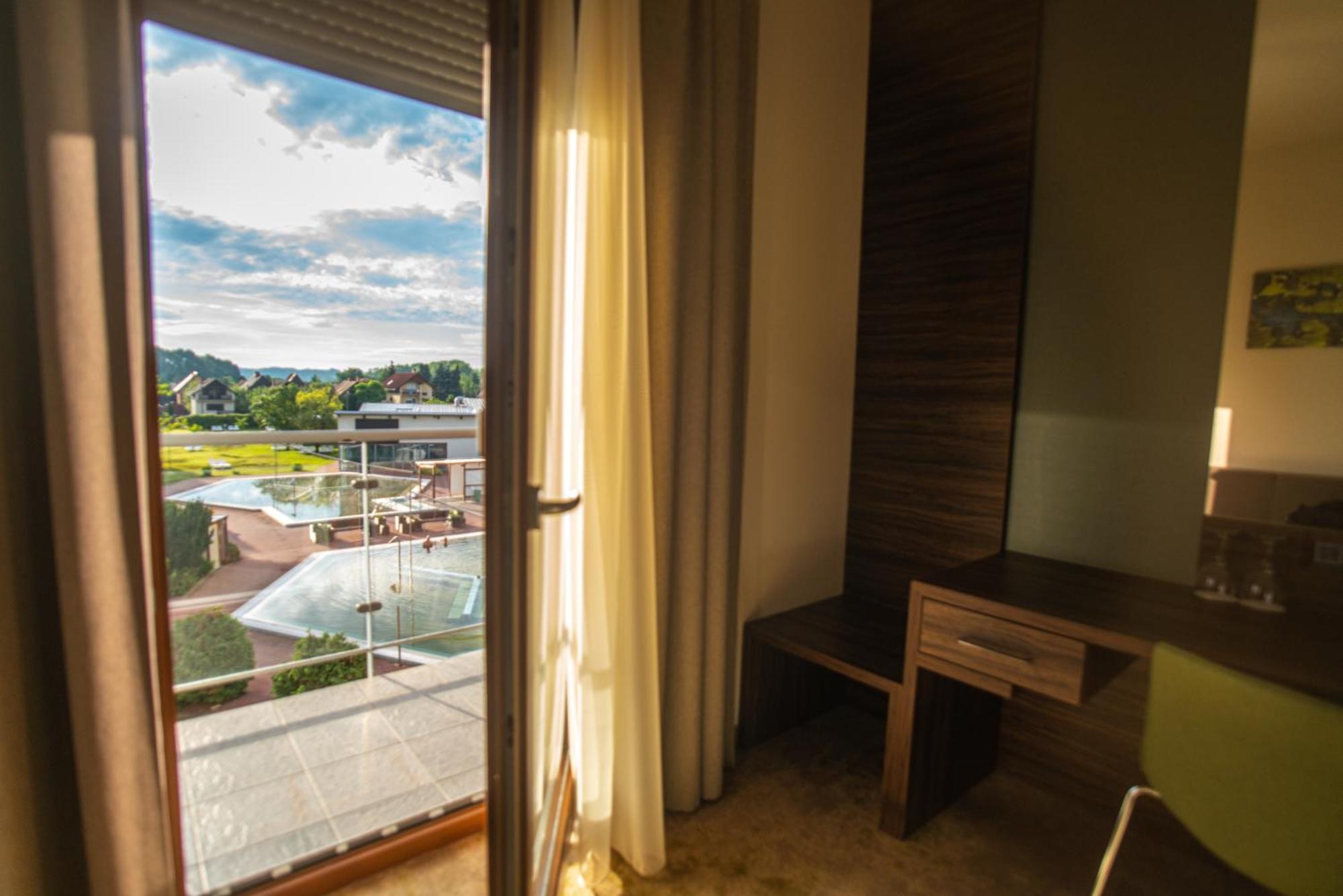 Barack Thermal Hotel And Spa Тисакечке Экстерьер фото