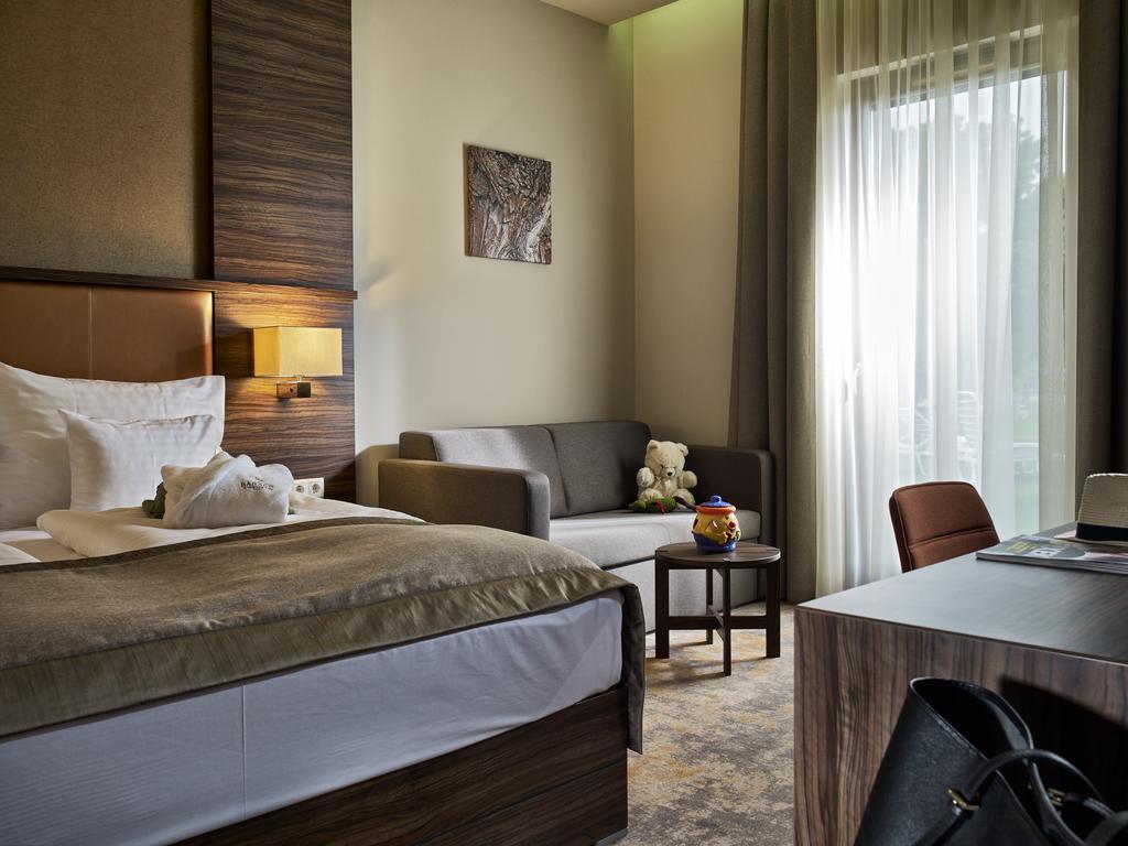 Barack Thermal Hotel And Spa Тисакечке Экстерьер фото
